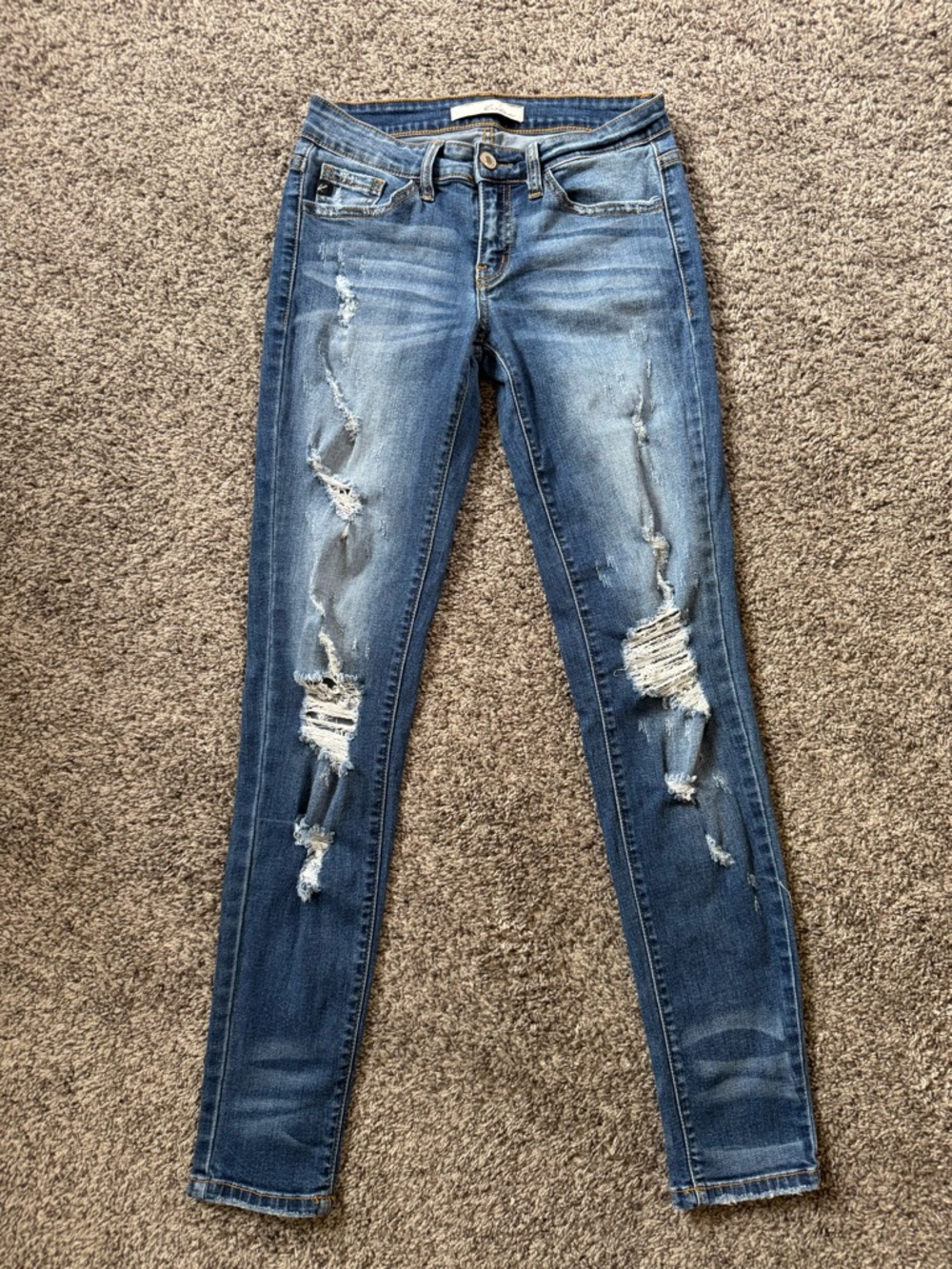 KanCan Ripped Skinny Jeans - Medium Blue Wash Size 24, (A-99)